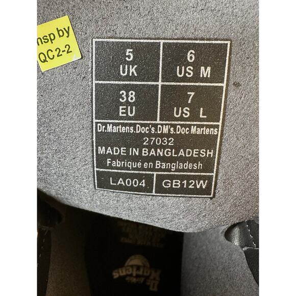 NEW Dr Martens Vegan 1460 Bex Mono Black Felix Rub Off Lace Up Boots W7 M6 EU38 - Picture 9 of 9